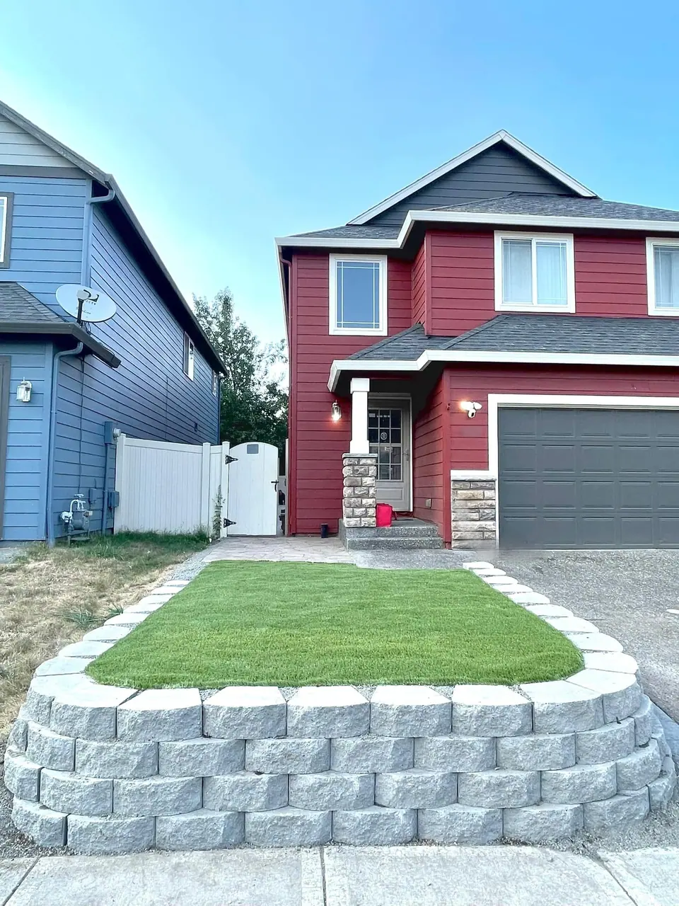 Front lawn sod installed at a newly built Ridgefield home